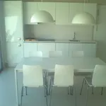 Alquilo 2 dormitorio apartamento de 90 m² en Cadiz']