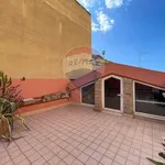 Affitto 3 camera casa di 90 m² in Cagliari