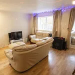 Rent 3 bedroom flat in West Midlands