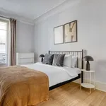 Rent 2 bedroom apartment of 61 m² in paris