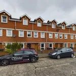 Rent 4 bedroom flat in Belfast