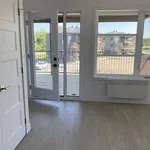 Rent 4 bedroom apartment in Saint-François-Xavier-de-Brompton