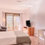 Rent 7 bedroom apartment in Valencia