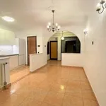 Rent 4 bedroom apartment of 100 m² in Gyor