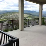 Maison de 1517 m² avec 3 chambre(s) en location à Kelowna