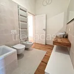 Affitto 5 camera appartamento di 150 m² in Firenze