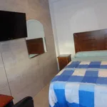 Rent a room in santander