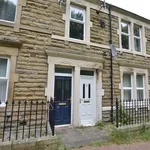 Rent 3 bedroom flat in North East England