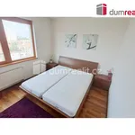 Pronajměte si 3 ložnic/e byt o rozloze 78 m² v Prague