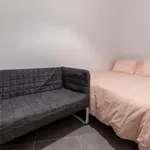 Rent 5 bedroom apartment in Valencia