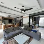 Rent 4 bedroom house of 280 m² in Bangkok