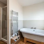 Rent 2 bedroom flat in Chichester