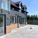 Rent 5 bedroom house in East Of England