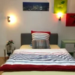 Rent 1 bedroom apartment of 30 m² in Dusseldorf