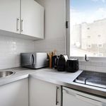 Rent 4 bedroom apartment of 35 m² in Paris