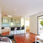 Rent 3 bedroom apartment in Highgate