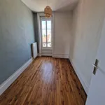 Appartement de 85 m² avec 5 chambre(s) en location à Oullins