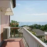 Rent 2 bedroom apartment of 84 m² in Bogliasco