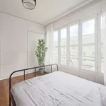 Rent a room in lisbon