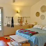 Rent 5 bedroom house of 238 m² in Ragusa