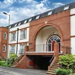 Flat to rent in Regents Court, Newbury, Berkshire RG14