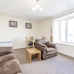 Rent 2 bedroom flat in Aberdeen