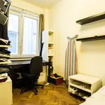 Rent a room of 140 m² in brussels