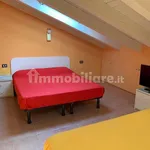 Affitto 3 camera casa di 90 m² in Desenzano del Garda