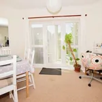 Rent 2 bedroom flat in Chichester