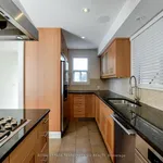 Maison de 3100 m² avec 3 chambre(s) en location à Toronto (Danforth Village-East York)