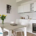 Affitto 2 camera casa di 60 m² in Milan