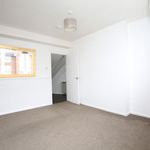 Rent 3 bedroom flat in West Midlands