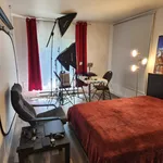 Rent a room in Montreal