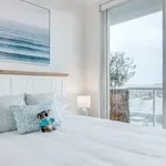 Rent 1 bedroom apartment in Bondi Beach