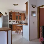 Rent 4 bedroom house of 82 m² in Furnari