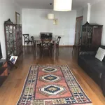 Alugar 2 quarto apartamento de 127 m² em Cascais