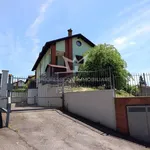 Rent 5 bedroom house of 275 m² in Moncalieri