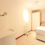 Rent a room of 86 m² in madrid