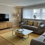 Rent 4 bedroom apartment of 97 m² in Glasgow