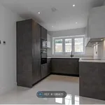 Rent 4 bedroom house in East Of England