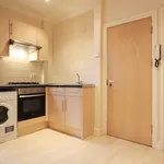 Rent 2 bedroom apartment in Cardiff