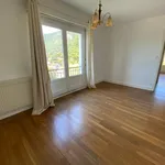 Rent 3 bedroom apartment of 81 m² in Meylan