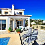 ACOGEDORA VILLA EN MORAIRA