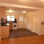 Rent 3 bedroom flat in South West England