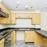 Rent 2 bedroom flat in East Midlands