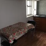 Rent 1 bedroom apartment in Porto