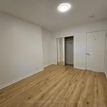 Appartement de 1119 m² avec 3 chambre(s) en location à Toronto (Caledonia-Fairbank)