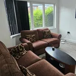 Rent 10 bedroom house in Leeds