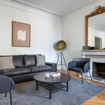 Appartement de 1097 m² avec 3 chambre(s) en location à Paris