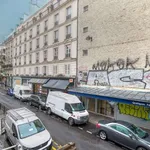 Rent 3 bedroom apartment of 117 m² in paris